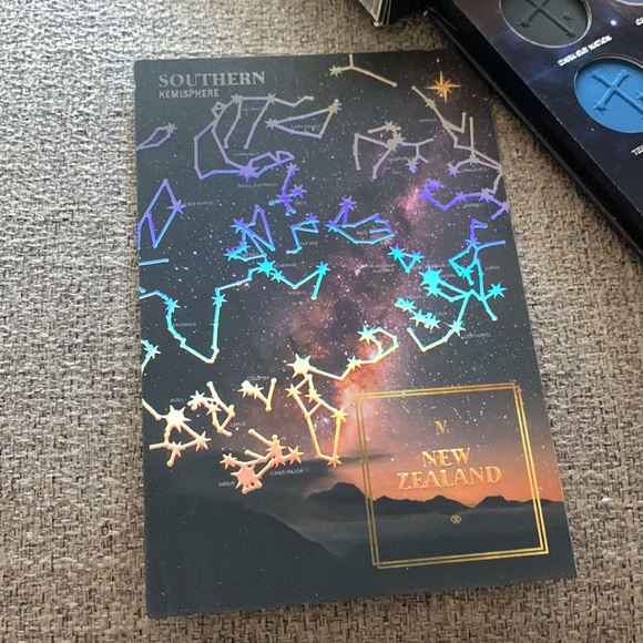 NIB Nomad New Zealand Stargazing Palette - Picture 8 of 10